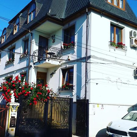 Bucharest Cazare Exterior foto